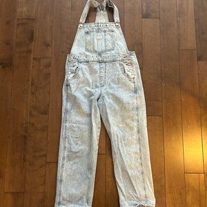 Levi's Overalls Size Large